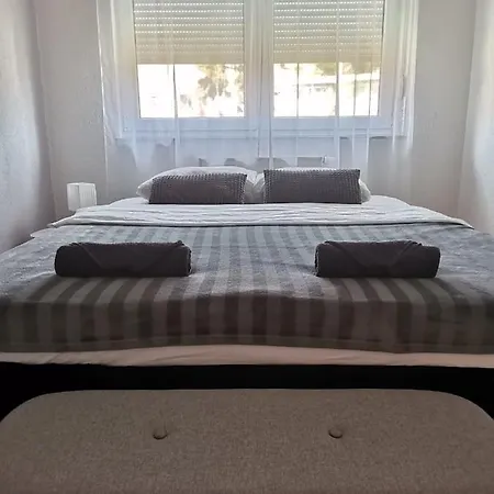 Dreamhouse Apartment